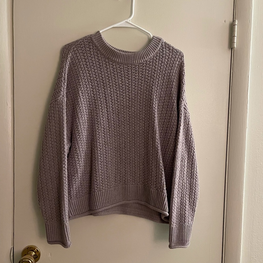 Universal thread purple sweater (M)